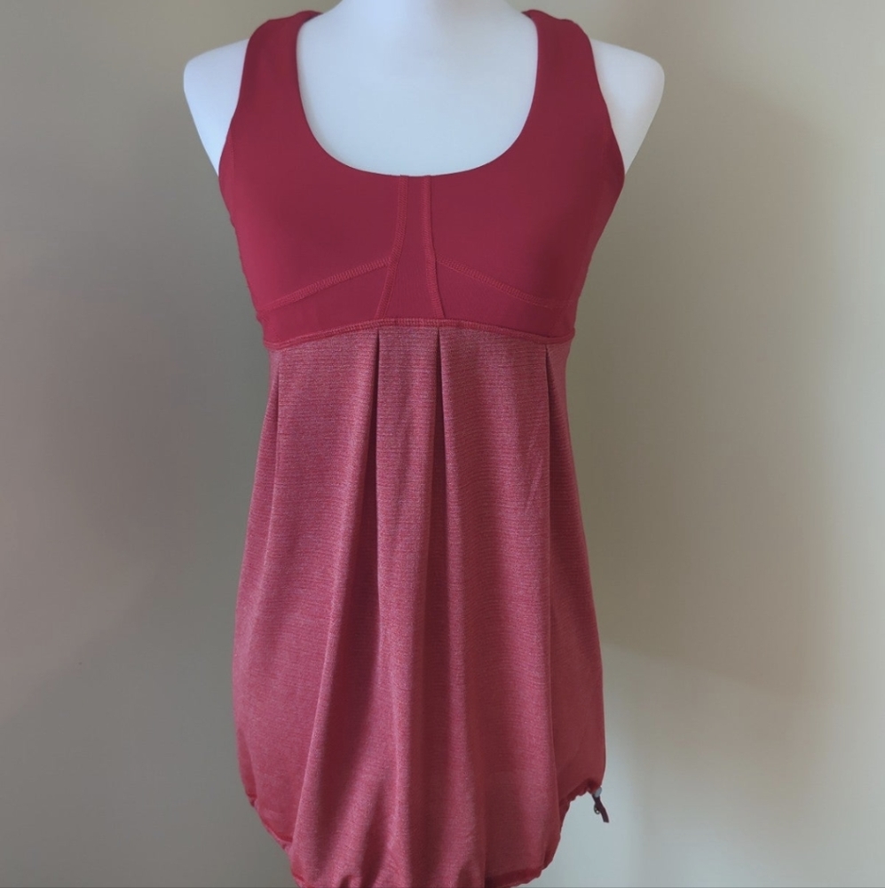 Lululemon Red Tank top Size8